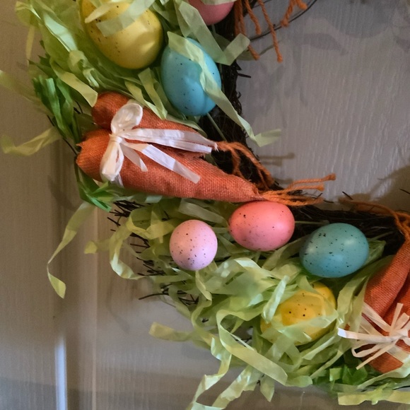 Easter wreath - Picture 3 of 8
